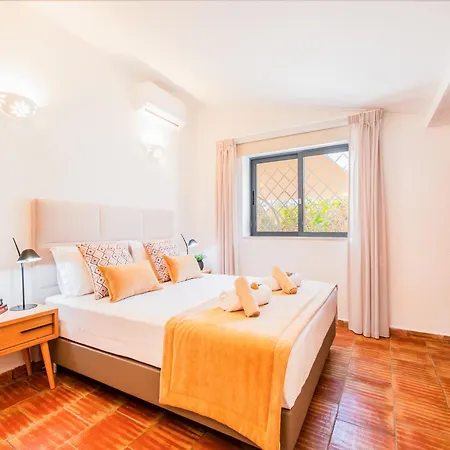 Holiday Home In Albufeira With Private Pool Vila