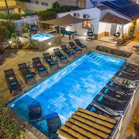 Holiday Home In Albufeira With Private Pool Albufeira