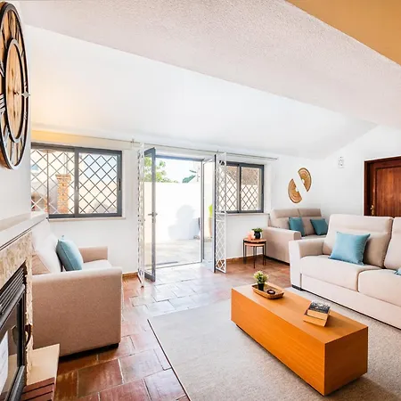 Vila Holiday Home In Albufeira With Private Pool *