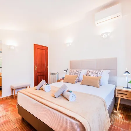 Holiday Home In Albufeira With Private Pool Vila
