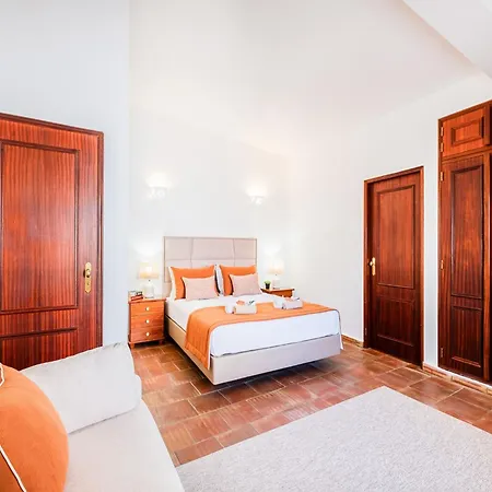 Holiday Home In Albufeira With Private Pool Vila Albufeira